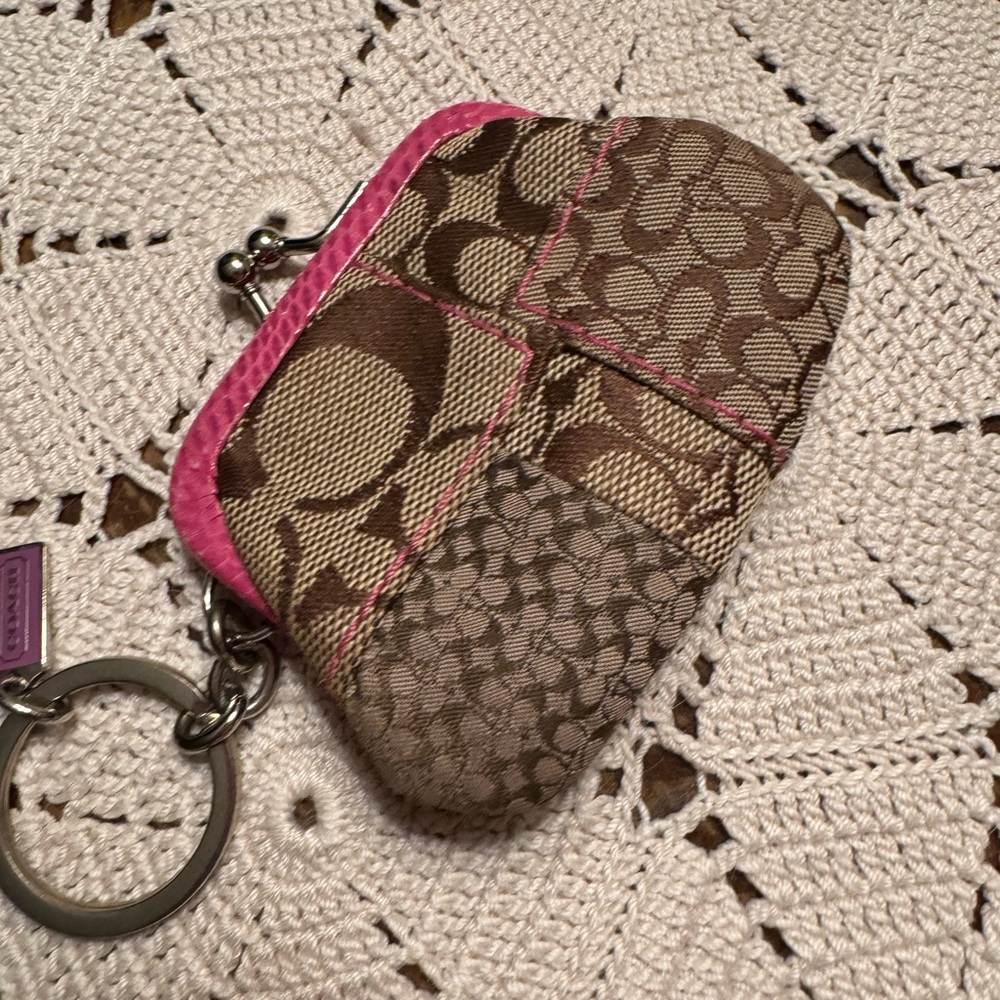 NWOT Rare Vintage Coach Patchwork Coin Pouch - Picture 3 of 12